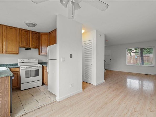 27418 Susan Place 3, Hayward CA 94544