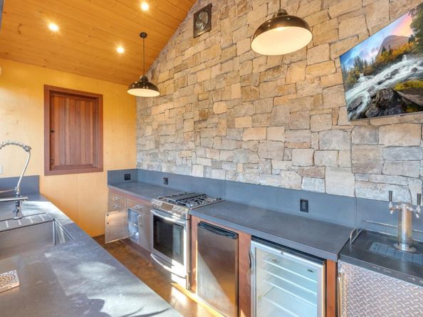 85 W 5th Street, Morgan Hill CA 95037