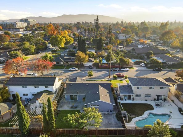 2333 Downing Avenue, San Jose CA 95128