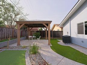 922 Iris Avenue, Sunnyvale CA 94086