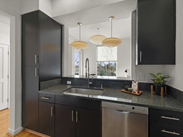 1066 41st Avenue A303, Capitola CA 95010