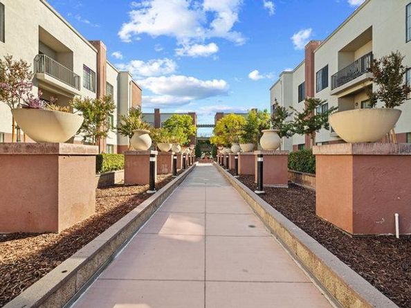 1060 S 3rd Street 379, San Jose CA 95112