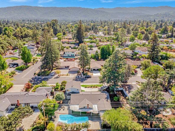 19437 Via Real Drive, Saratoga CA 95070