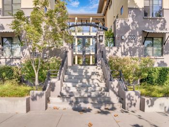 800 N 8th Street