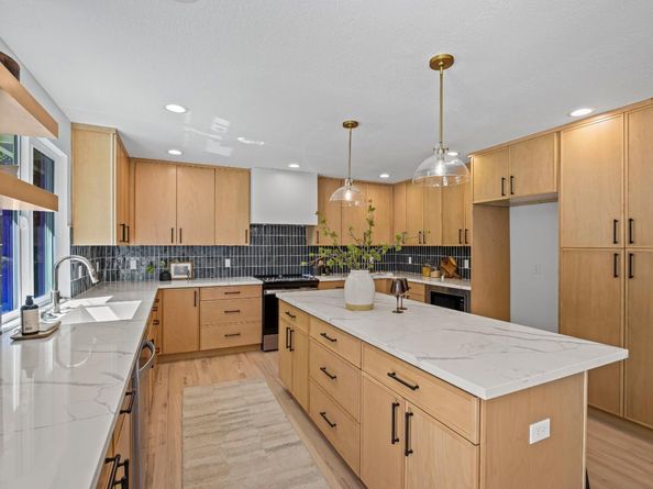 1403 Welburn Avenue, Gilroy CA 95020