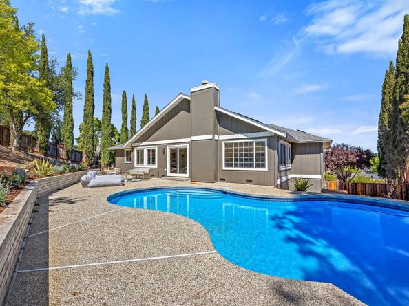 1403 Welburn Avenue, Gilroy CA 95020