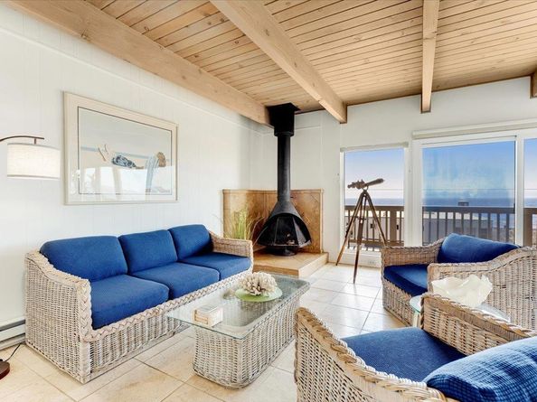 617 Beach Drive, Aptos CA 95003
