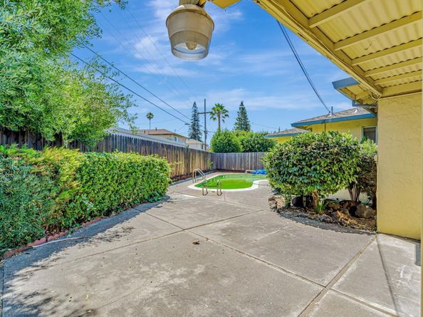 390 Lawndale Avenue, Campbell CA 95008