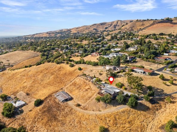 14990 Garcal Drive, San Jose CA 95127