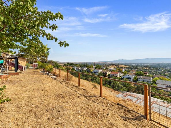 14990 Garcal Drive, San Jose CA 95127