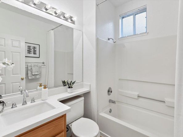 250 Santa Fe Terrace 209, Sunnyvale CA 94085