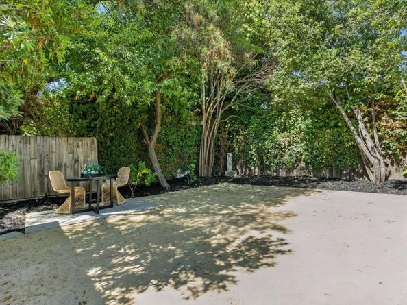 1165 Clinton Street, Redwood City CA 94061