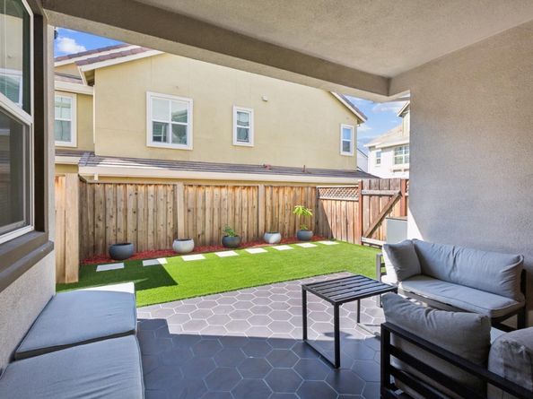 7110 Calistoga Lane, Dublin CA 94568