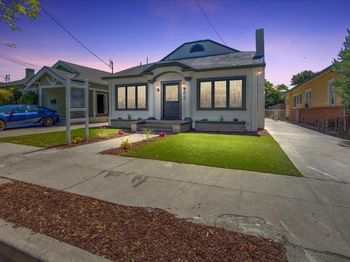 82 Hollywood Avenue
