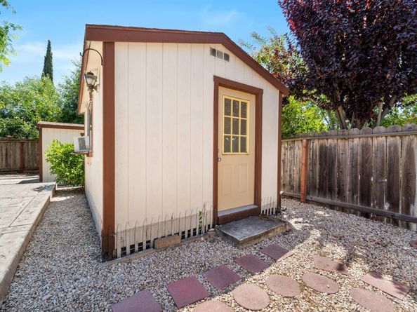 1115 N P Street, Livermore CA 94551
