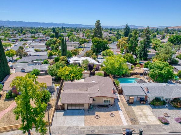 1115 N P Street, Livermore CA 94551
