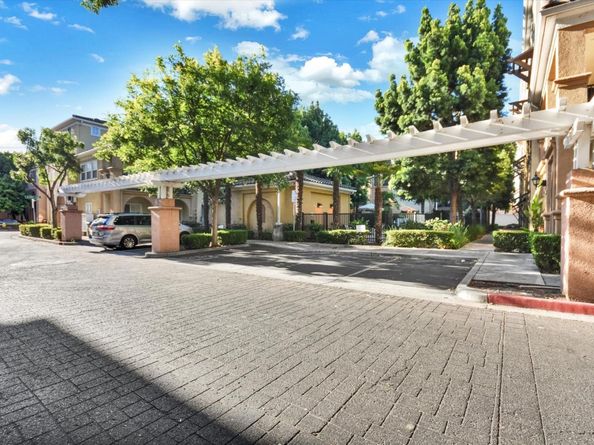 2043 Sonador Commons, San Jose CA 95128