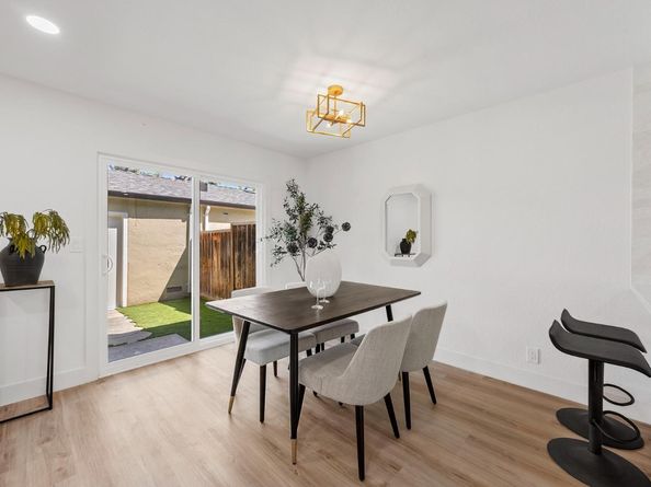 2044 Voss Park Lane, San Jose CA 95131