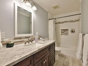 1515 Rhinecliff Way, San Jose CA 95126