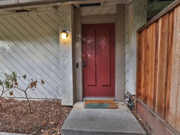 1515 Rhinecliff Way, San Jose CA 95126
