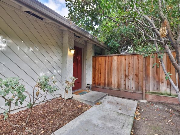 1515 Rhinecliff Way, San Jose CA 95126