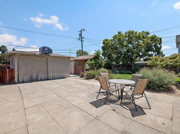 7770 Rosanna Street, Gilroy CA 95020