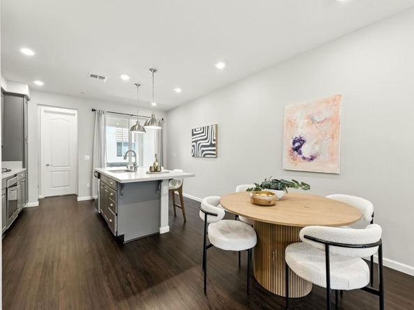398 Desert Holly Street, Milpitas CA 95035