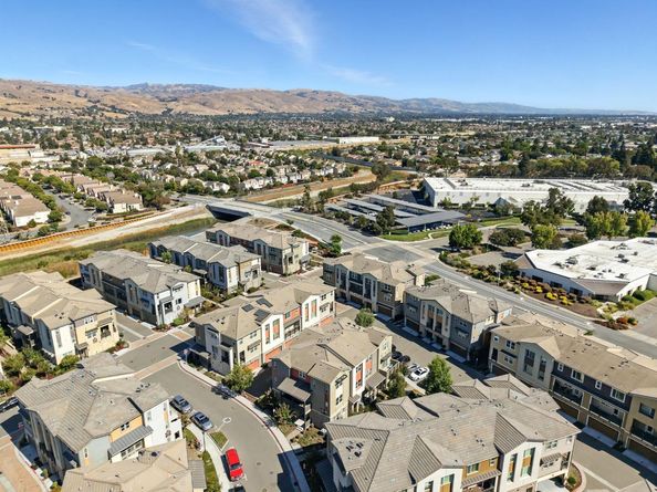 398 Desert Holly Street, Milpitas CA 95035