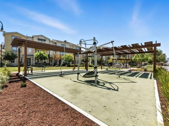 398 Desert Holly Street, Milpitas CA 95035