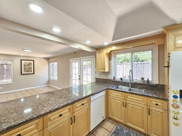 6251 Quartz Place, Newark CA 94560