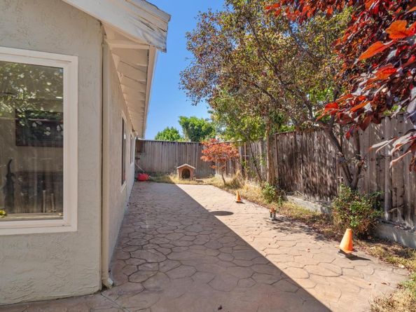 6251 Quartz Place, Newark CA 94560