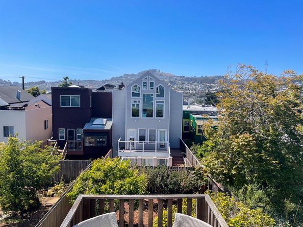 126 Lisbon Street, San Francisco CA 94112