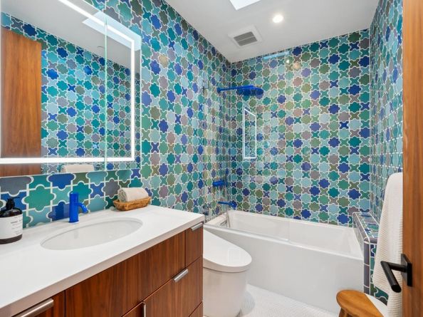 855 Darrell Road, Hillsborough CA 94010