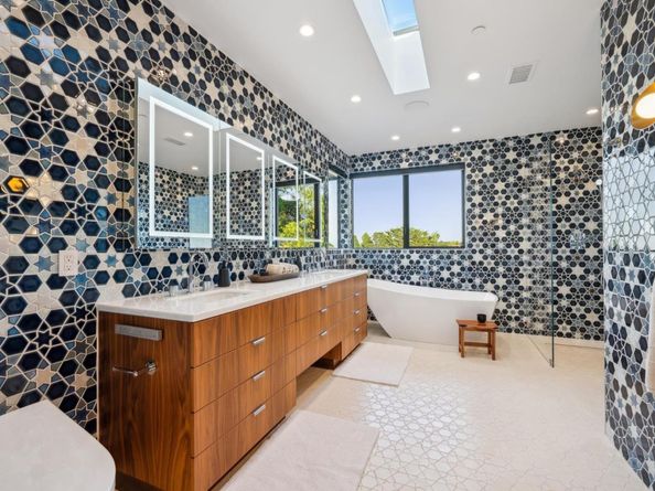 855 Darrell Road, Hillsborough CA 94010