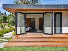 855 Darrell Road, Hillsborough CA 94010
