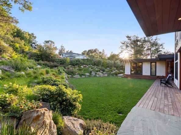 855 Darrell Road, Hillsborough CA 94010
