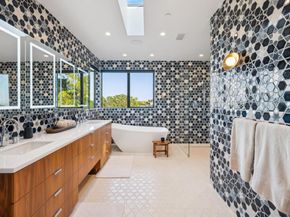 855 Darrell Road, Hillsborough CA 94010