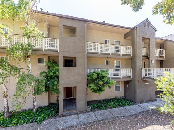 685 Dartmore Lane 165, Hayward CA 94544
