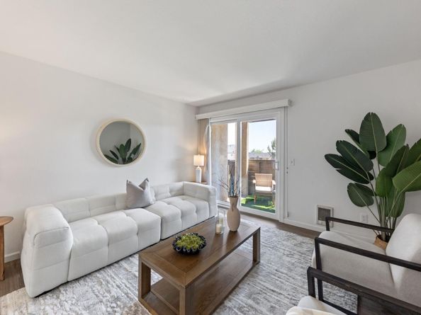 685 Dartmore Lane 165, Hayward CA 94544