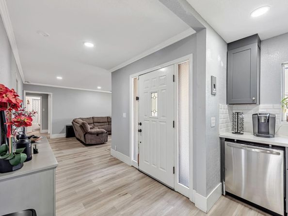 1247 Benedict Court, San Leandro CA 94577