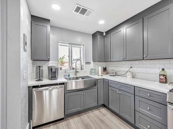 1247 Benedict Court, San Leandro CA 94577
