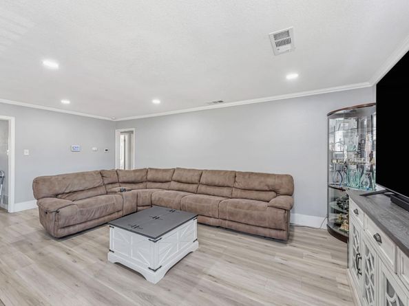 1247 Benedict Court, San Leandro CA 94577