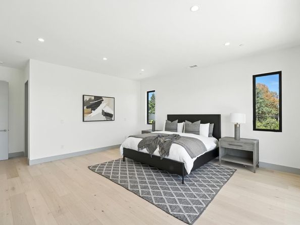 1127 Hillslope Place, Los Altos CA 94024