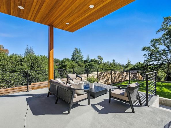 1127 Hillslope Place, Los Altos CA 94024