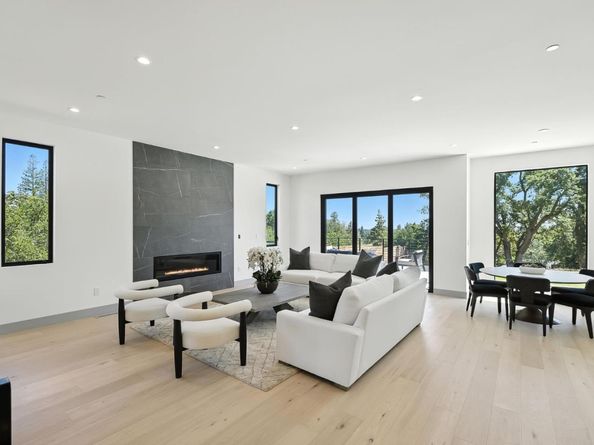 1127 Hillslope Place, Los Altos CA 94024