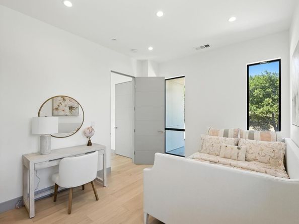 1127 Hillslope Place, Los Altos CA 94024