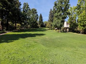 699 Manresa Lane, Los Altos CA 94022