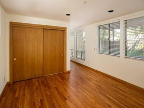 699 Manresa Lane, Los Altos CA 94022