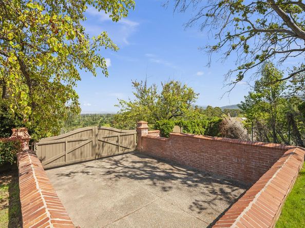 12359 Farr Ranch Road, Saratoga CA 95070