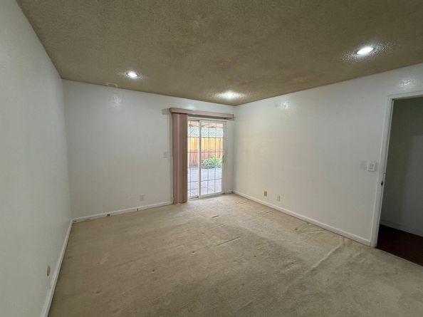 835 Saraband Way, San Jose CA 95122